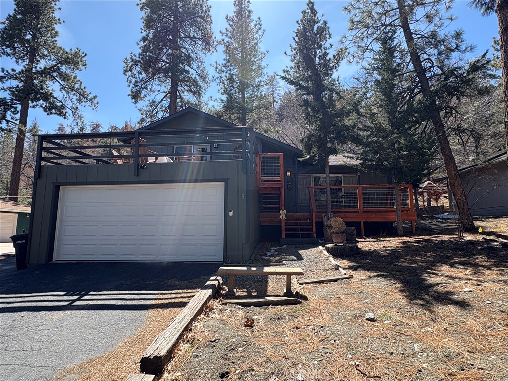 779 Oriole Property Photo 1