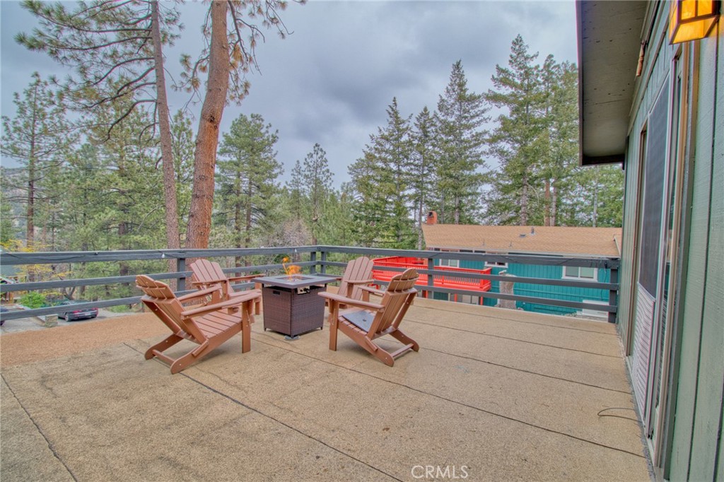 779 Oriole Property Photo 29