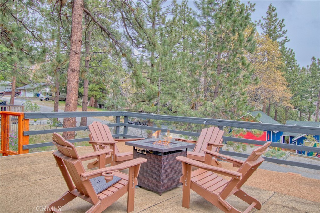 779 Oriole Property Photo 30