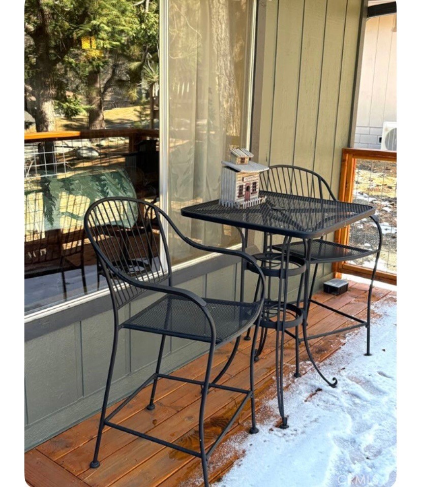 779 Oriole Property Photo 35
