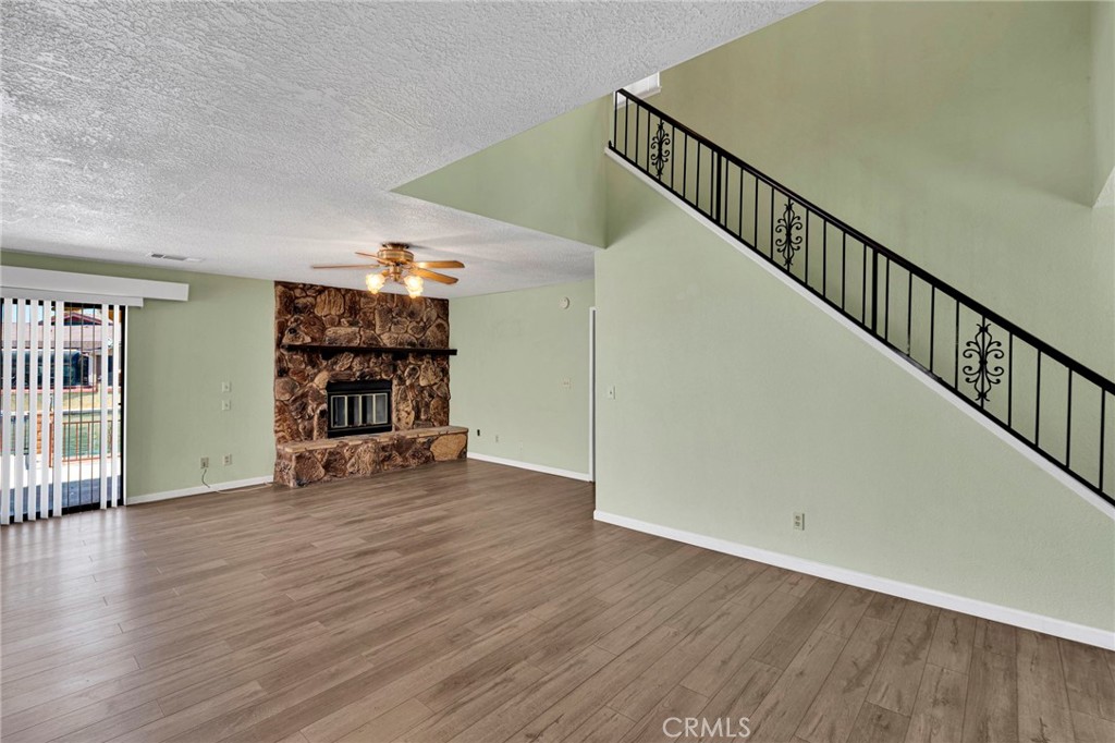 18420 Niagara Property Photo 8