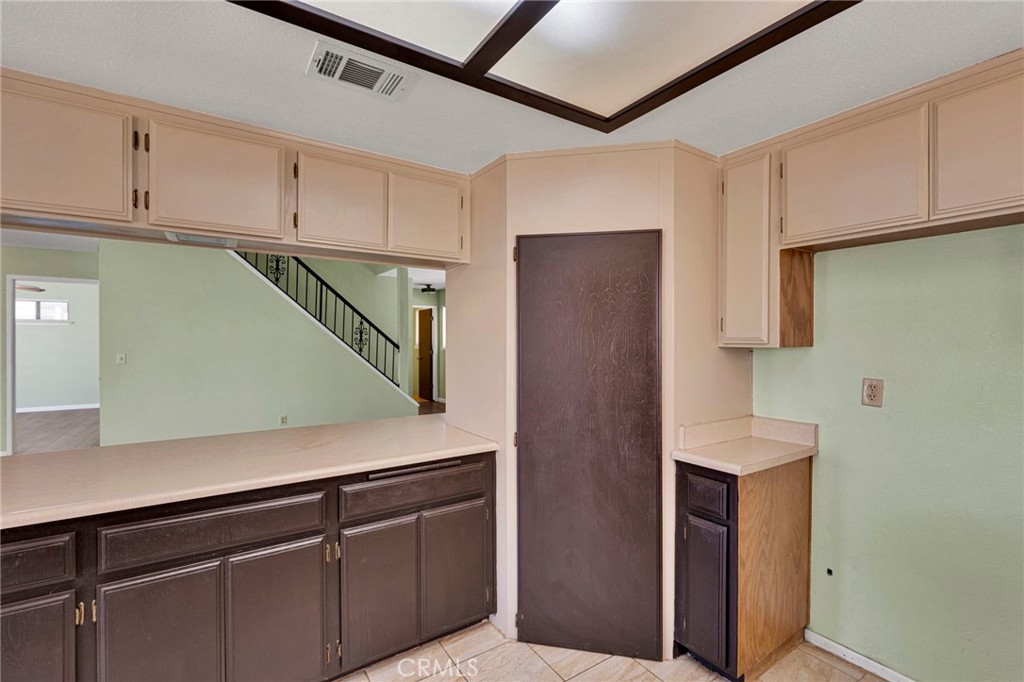 18420 Niagara Property Photo 14