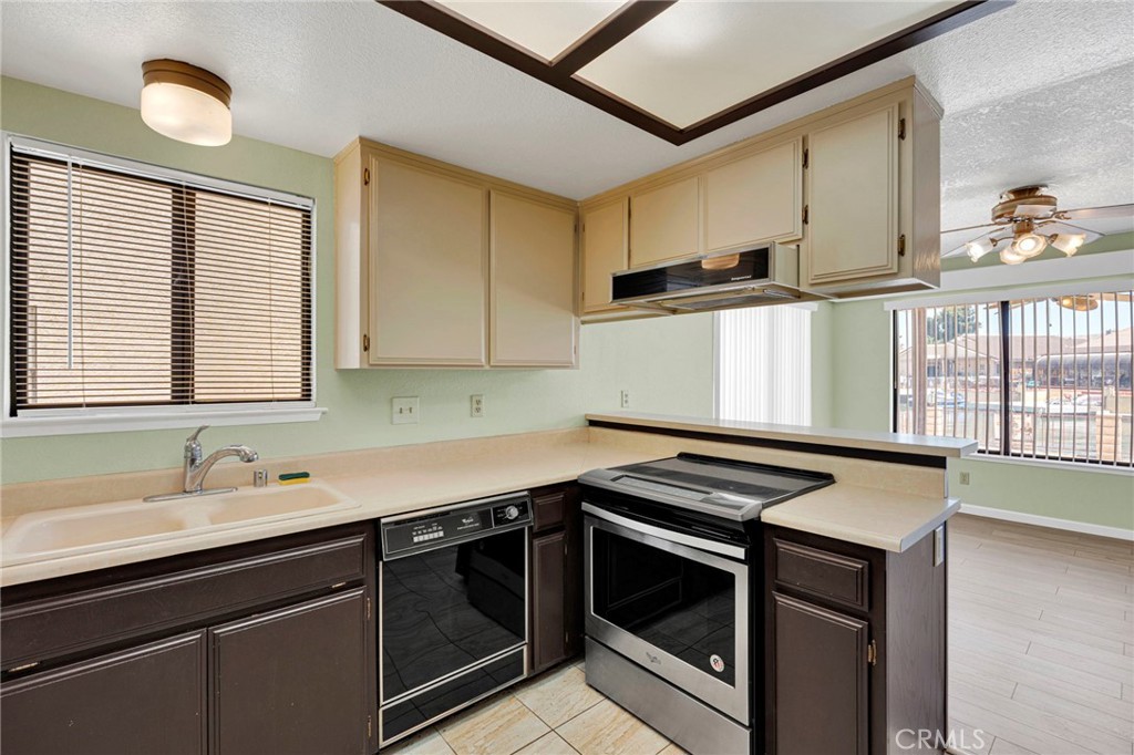18420 Niagara Property Photo 16