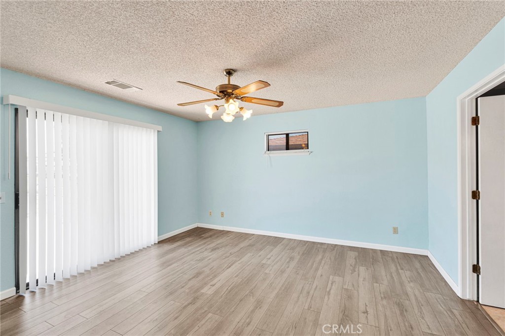 18420 Niagara Property Photo 17