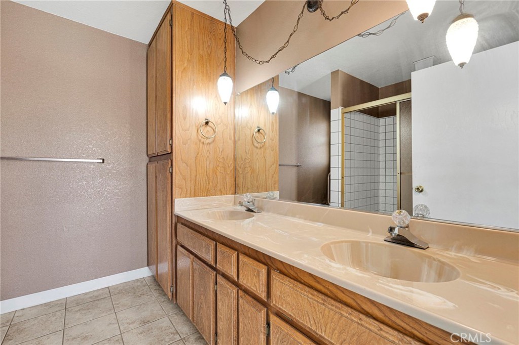 18420 Niagara Property Photo 19
