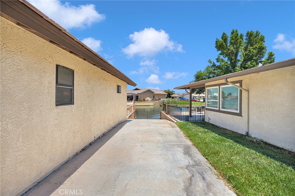 18420 Niagara Property Photo 36