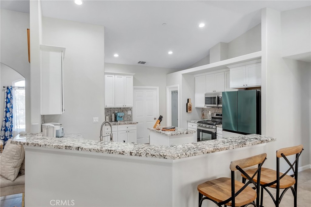 17542 Buckthorn Property Photo 8