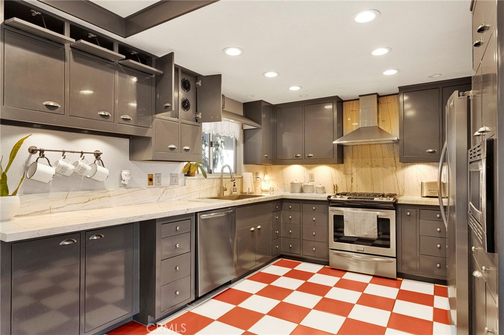 11590 Peach Property Photo 10