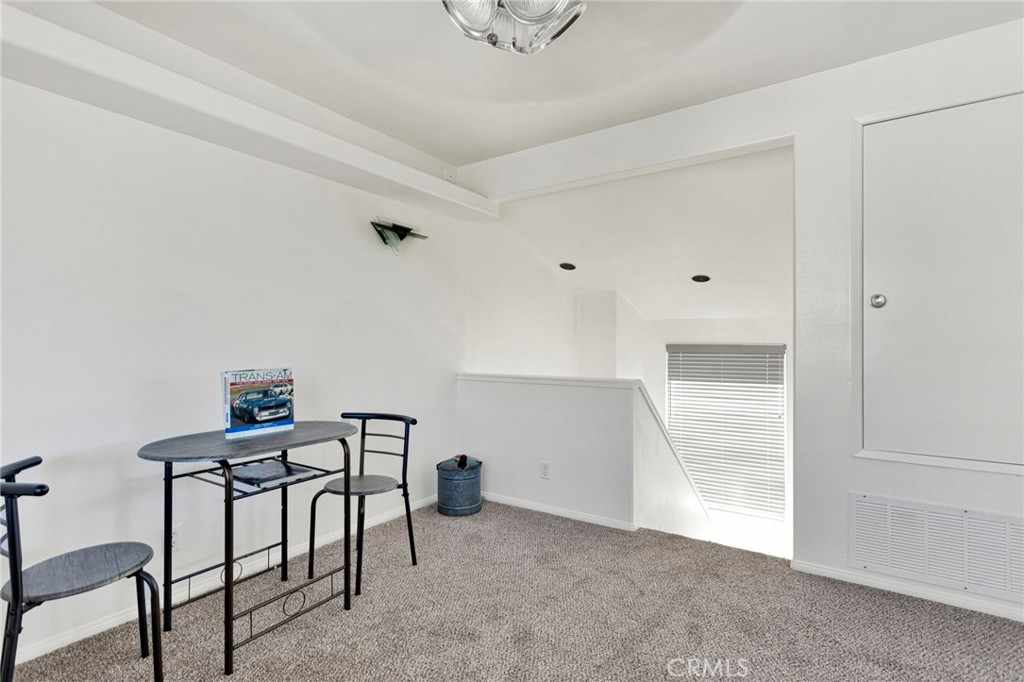 11590 Peach Property Photo 24