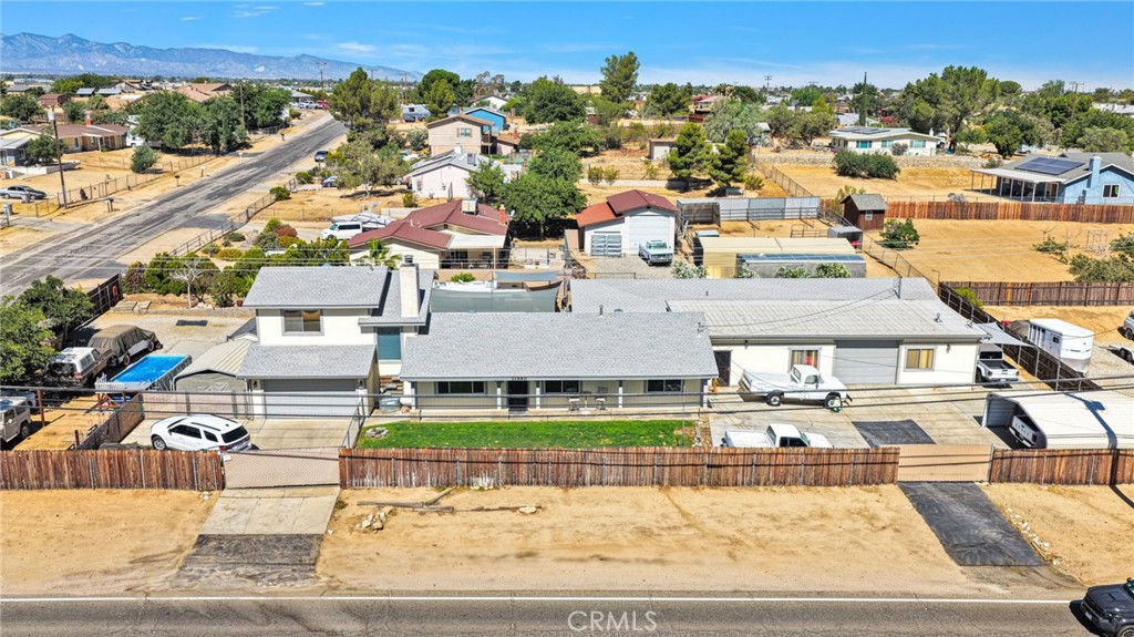 11590 Peach Property Photo 58