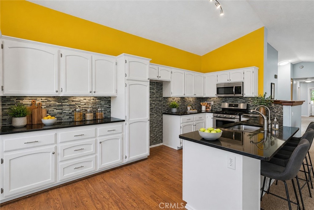 16470 Pauhaska Property Photo 4