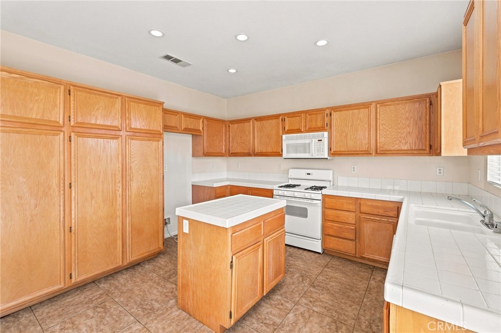 13152 Solar Bay Property Photo 19