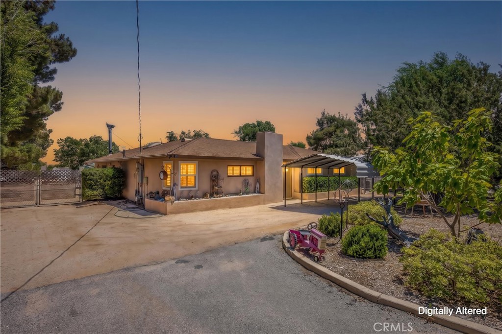 15212 El Centro Street Property Photo 1