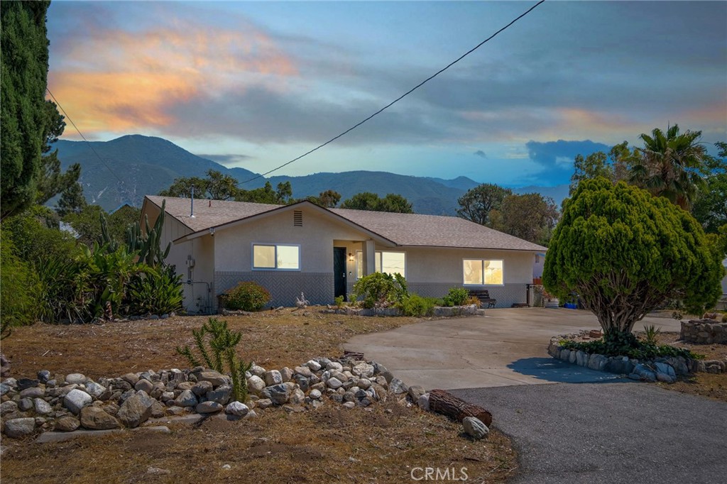 18310 Santa Fe Property Photo 1