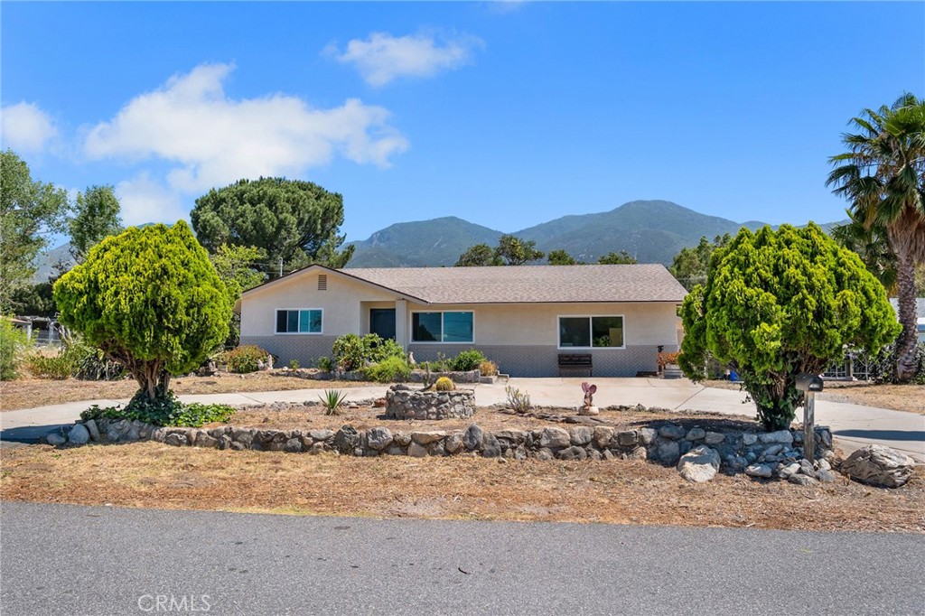 18310 Santa Fe Property Photo 6