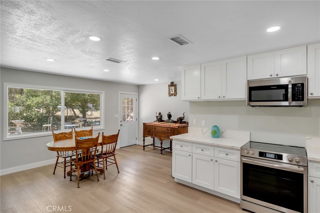 18310 Santa Fe Property Photo 13