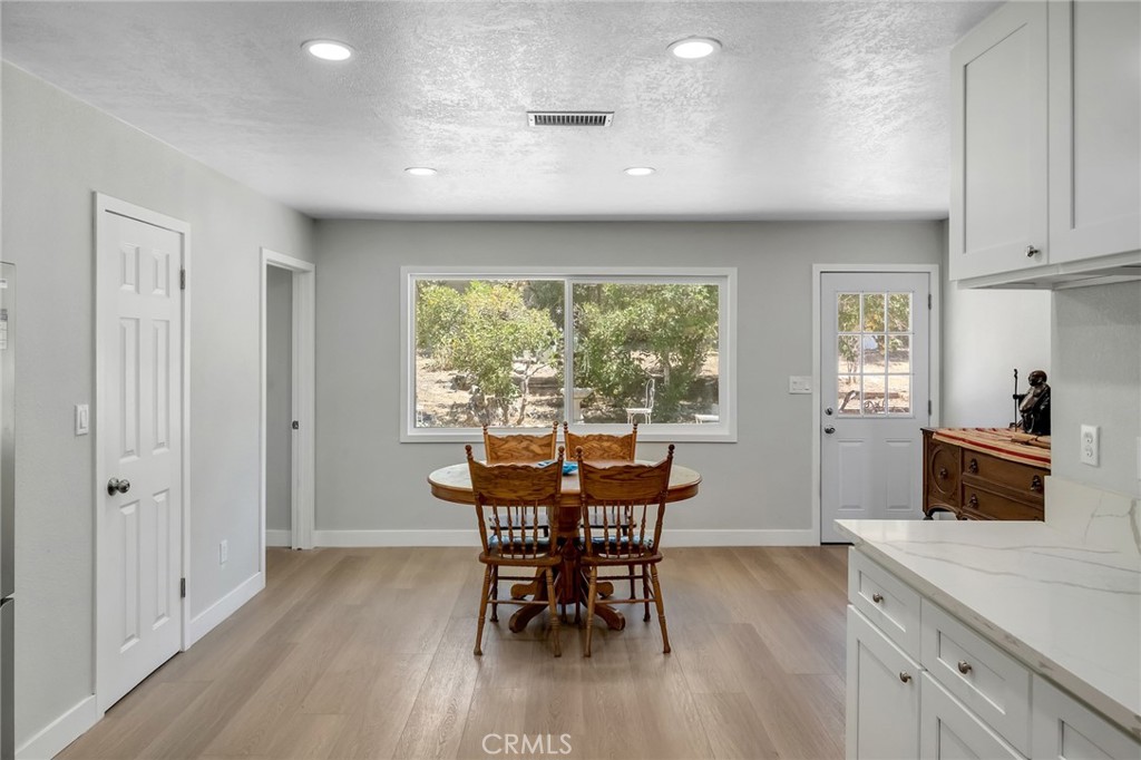 18310 Santa Fe Property Photo 14