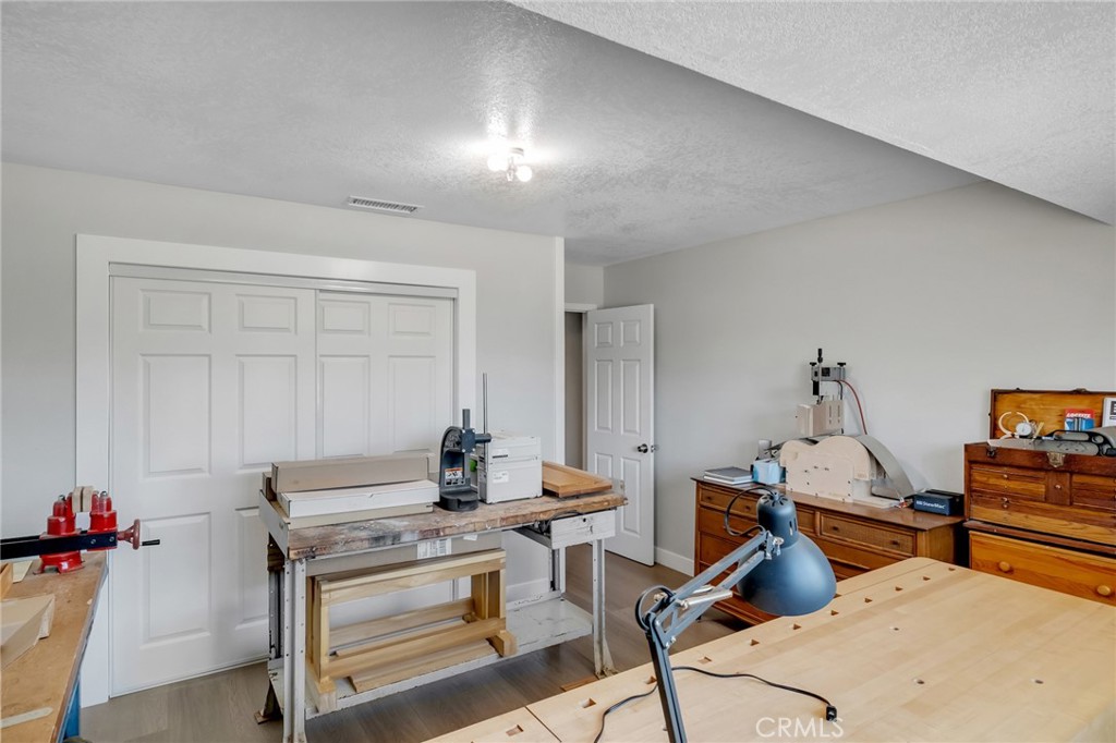 18310 Santa Fe Property Photo 21