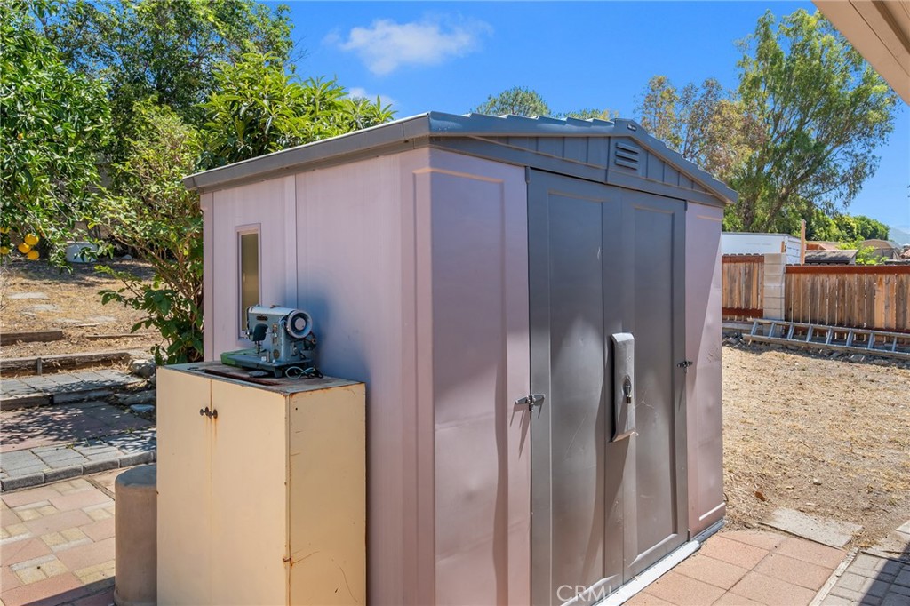 18310 Santa Fe Property Photo 31