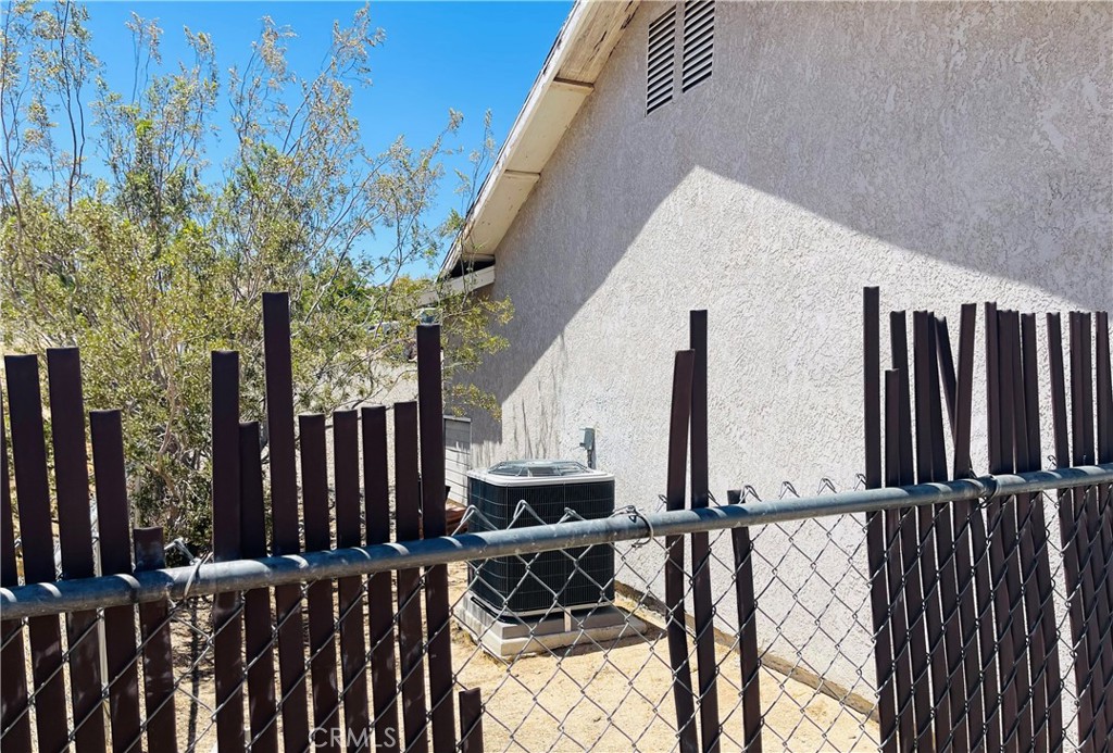 16131 Llanada Property Photo 18