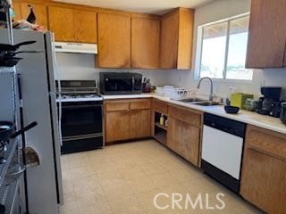16766 Walpi Property Photo 5