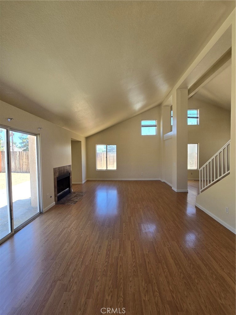 10528 Cascade Court Property Photo 3