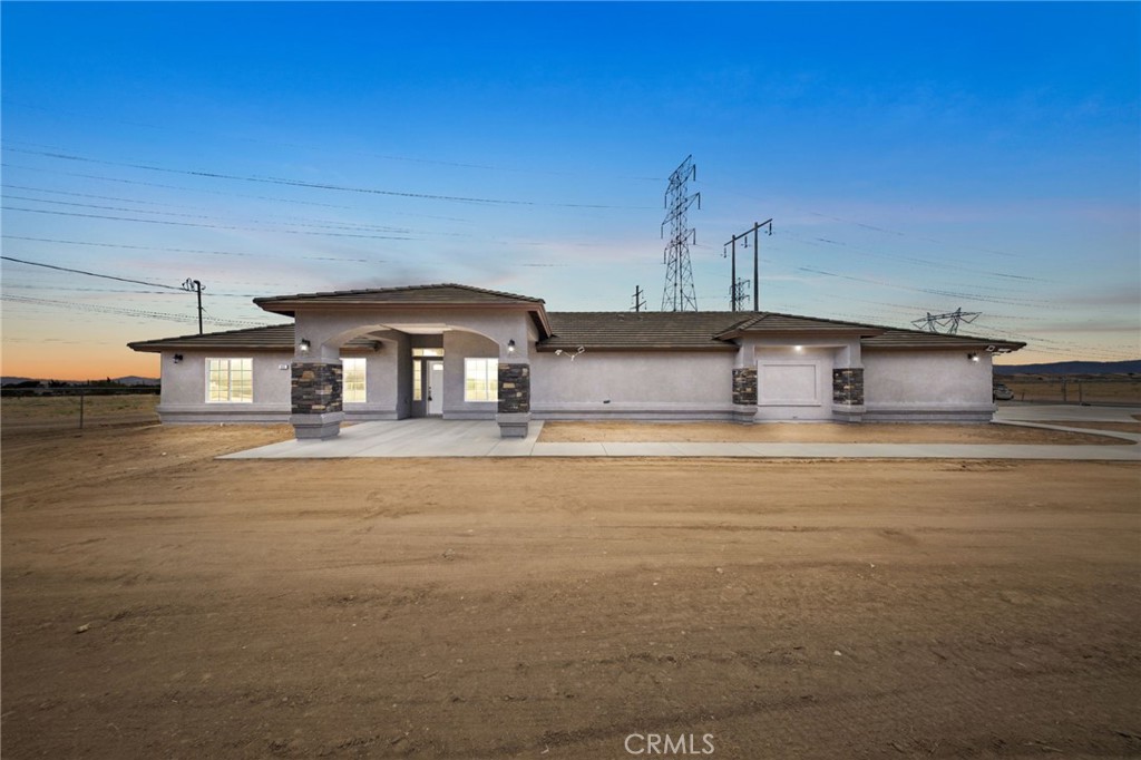 9835 Pyrite Avenue Property Photo 1