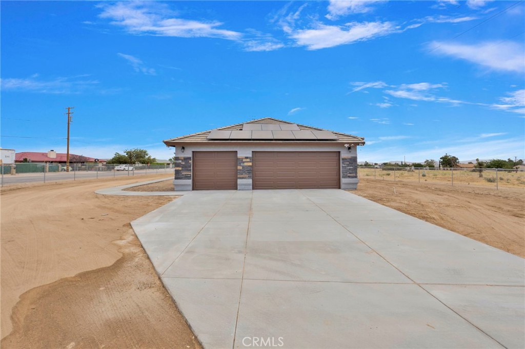 9835 Pyrite Avenue Property Photo 15