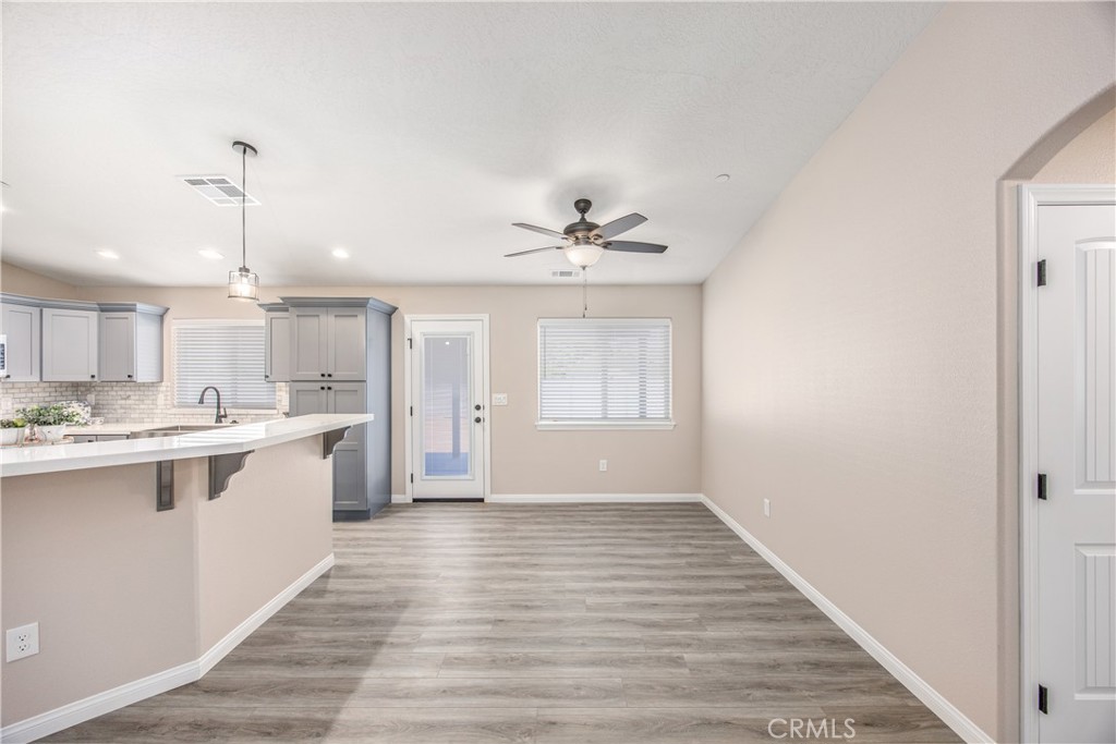 20948 Verde Drive Property Photo 14