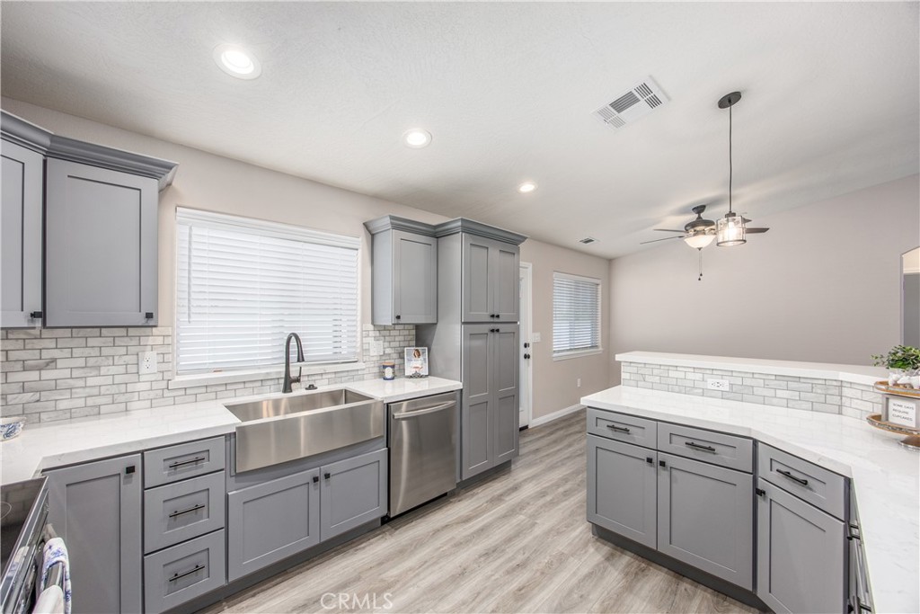 20948 Verde Drive Property Photo 18