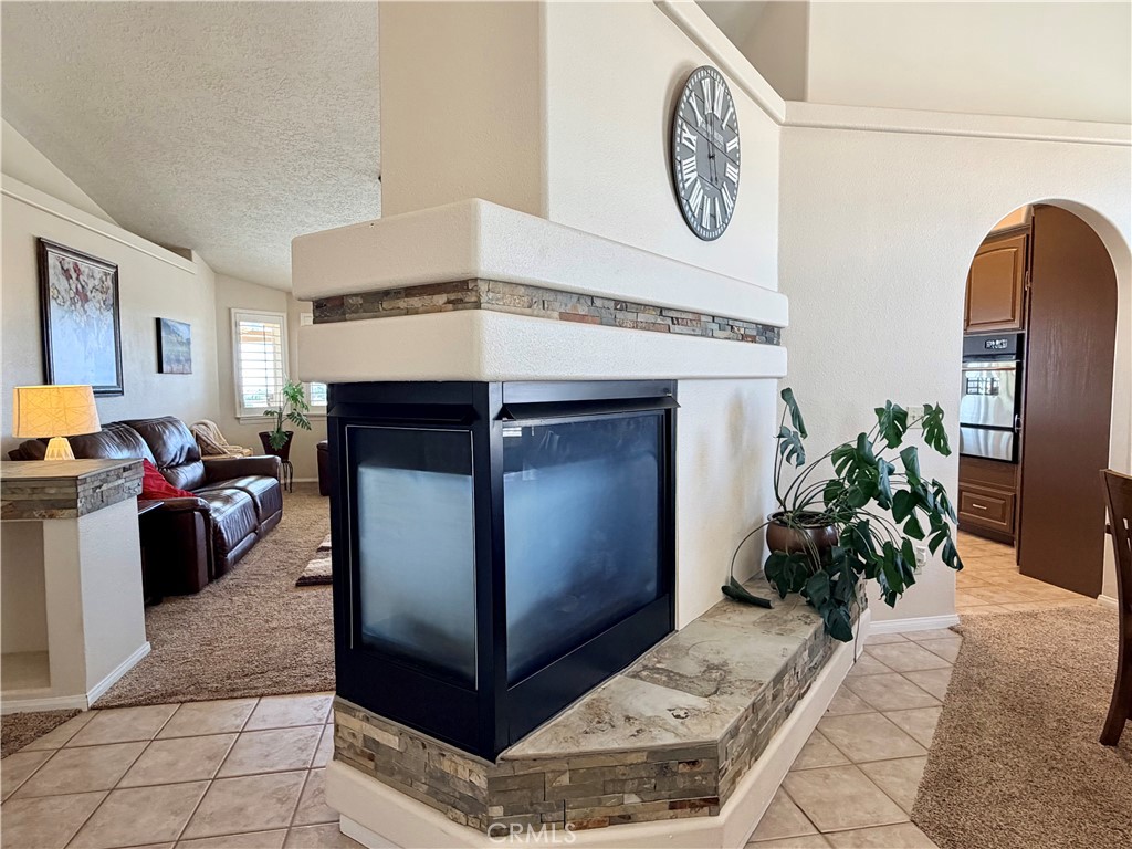 8535 Alta Mesa Road Property Photo 8
