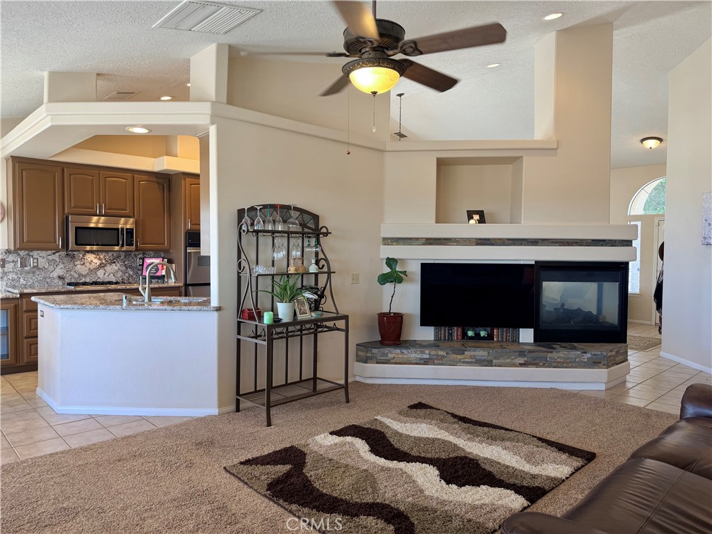 8535 Alta Mesa Road Property Photo 10
