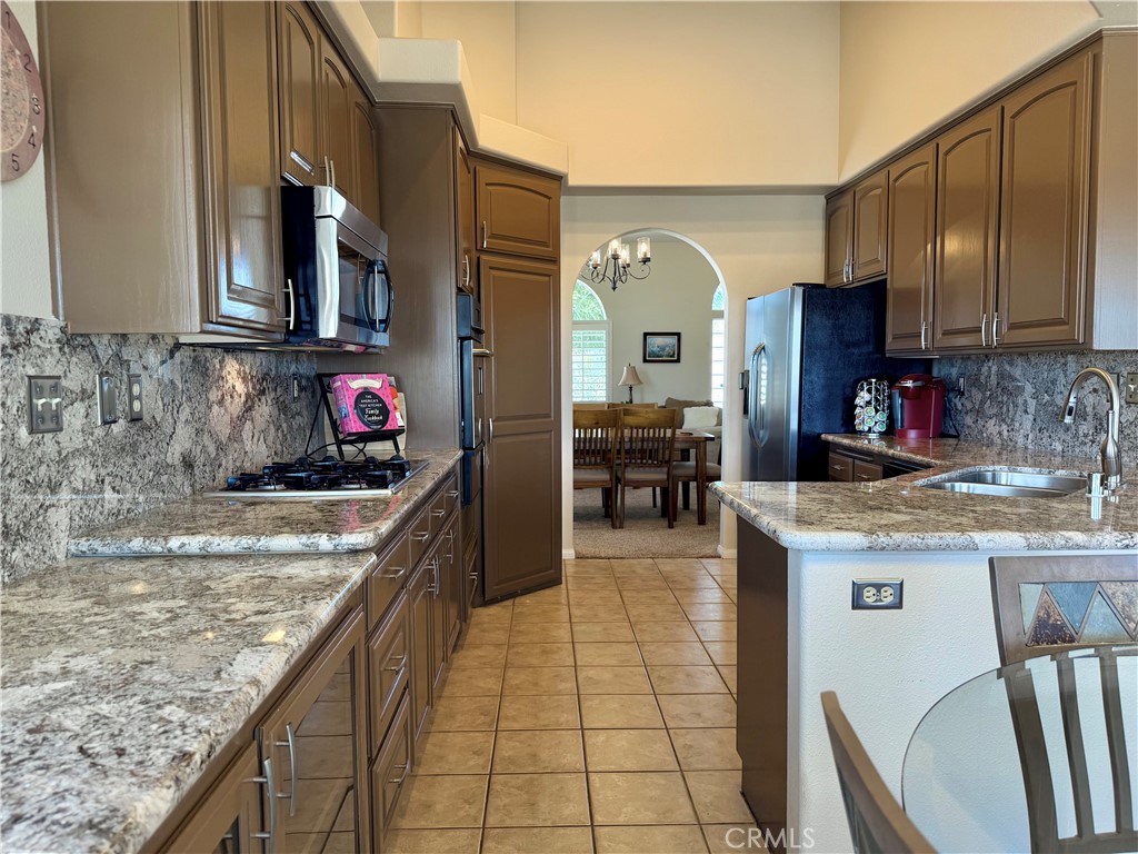 8535 Alta Mesa Road Property Photo 15