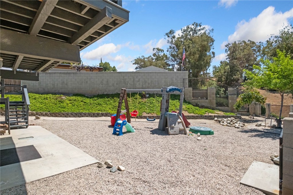 1510 Pamela Property Photo 36