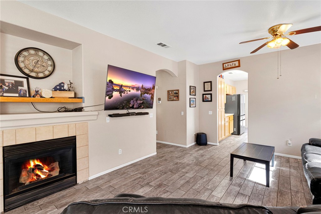 13980 Doria Property Photo 6