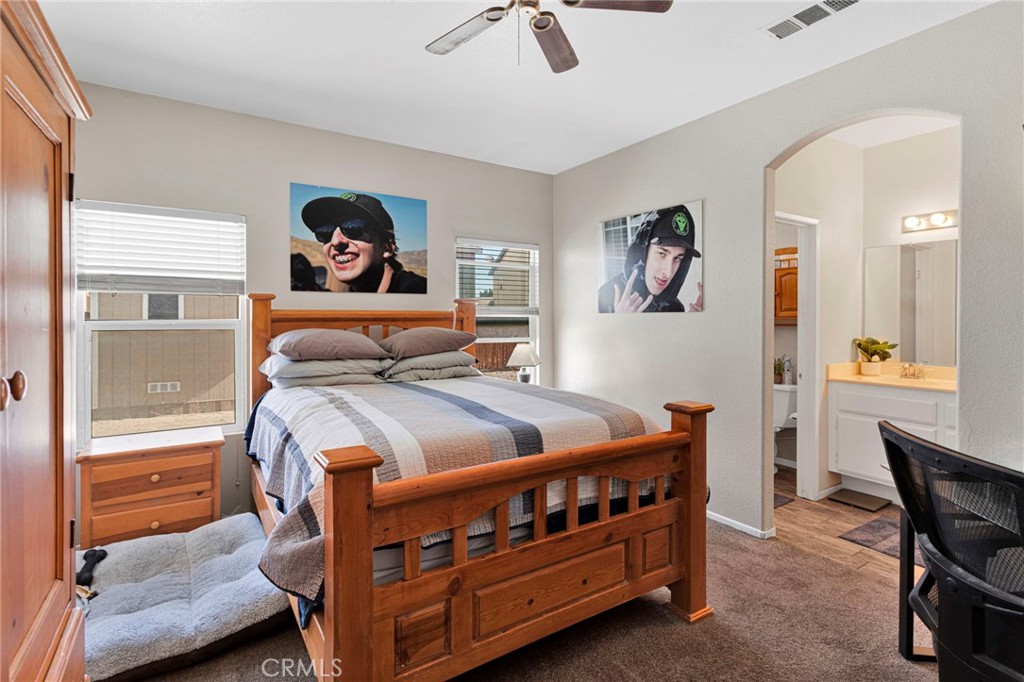 13980 Doria Property Photo 16