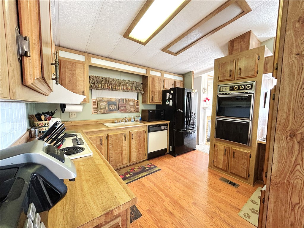 4 Thunderhead 1 Property Photo 13