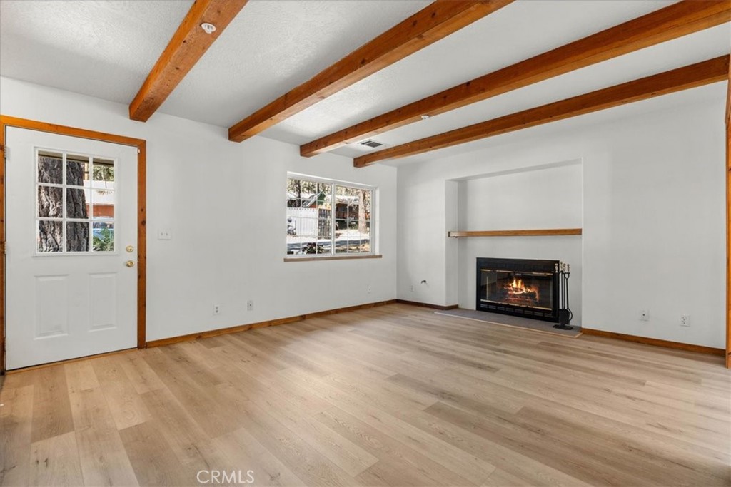 1536 Ross Property Photo 4