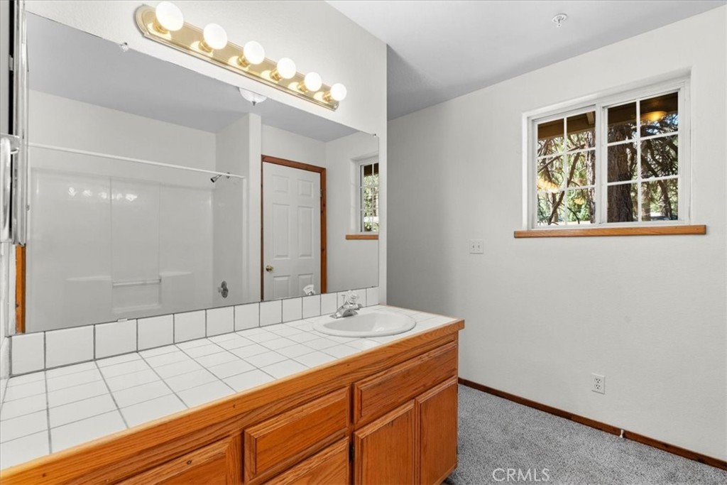 1536 Ross Property Photo 15