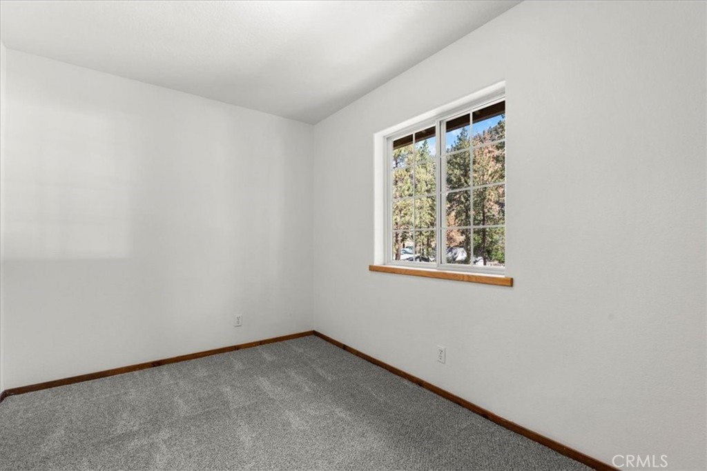 1536 Ross Property Photo 21