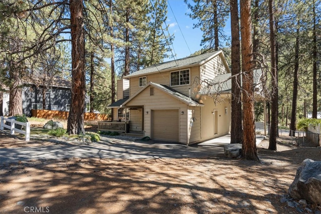 1536 Ross Property Photo 25