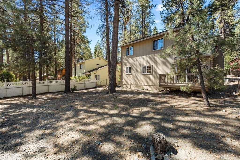 1536 Ross Property Photo 27