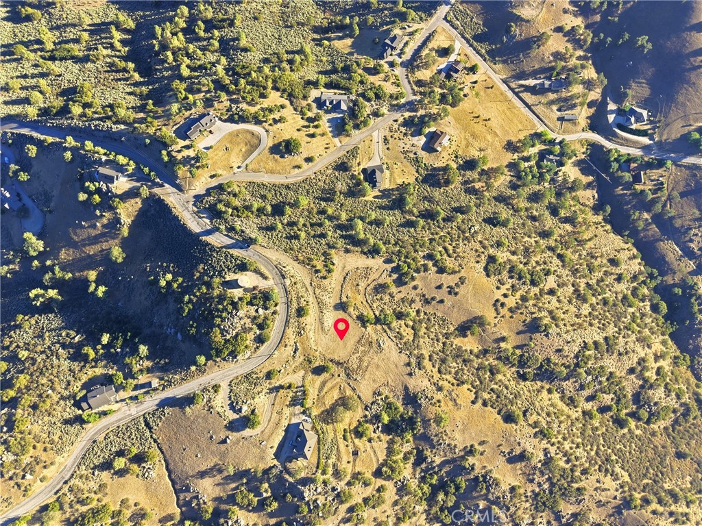 26400 Skyline Drive Property Photo 13