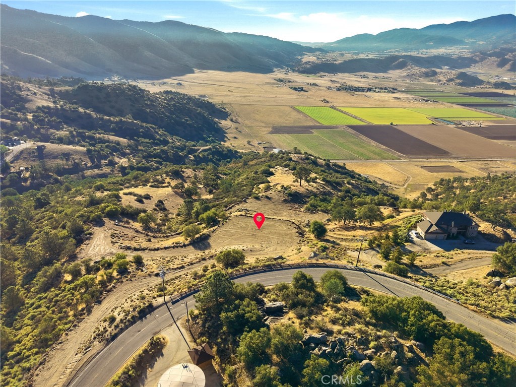 26400 Skyline Drive Property Photo 15