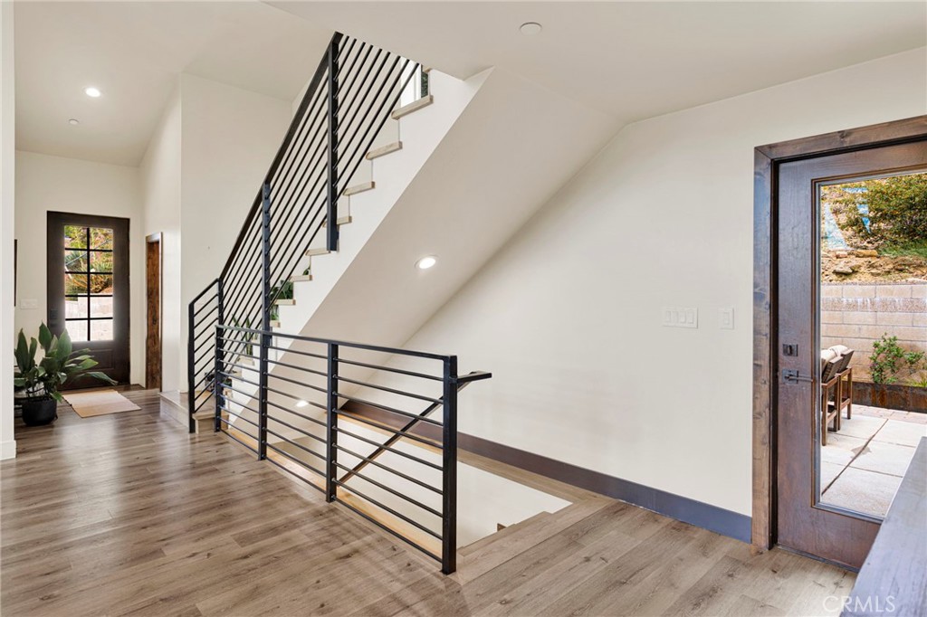 2324 Zermatt Property Photo 28