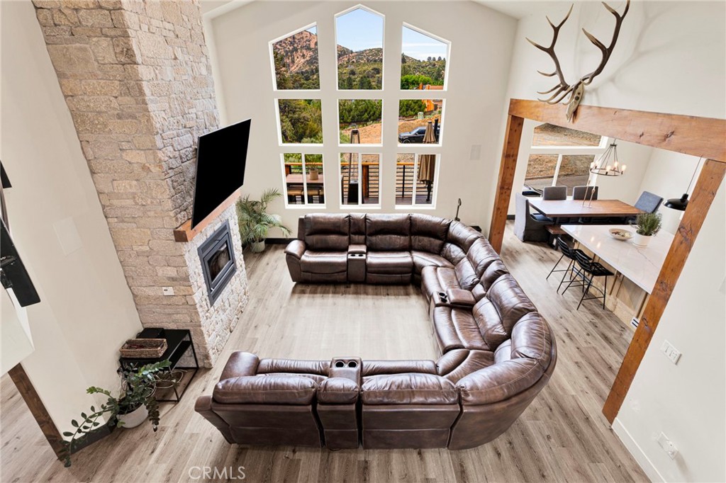 2324 Zermatt Property Photo 32