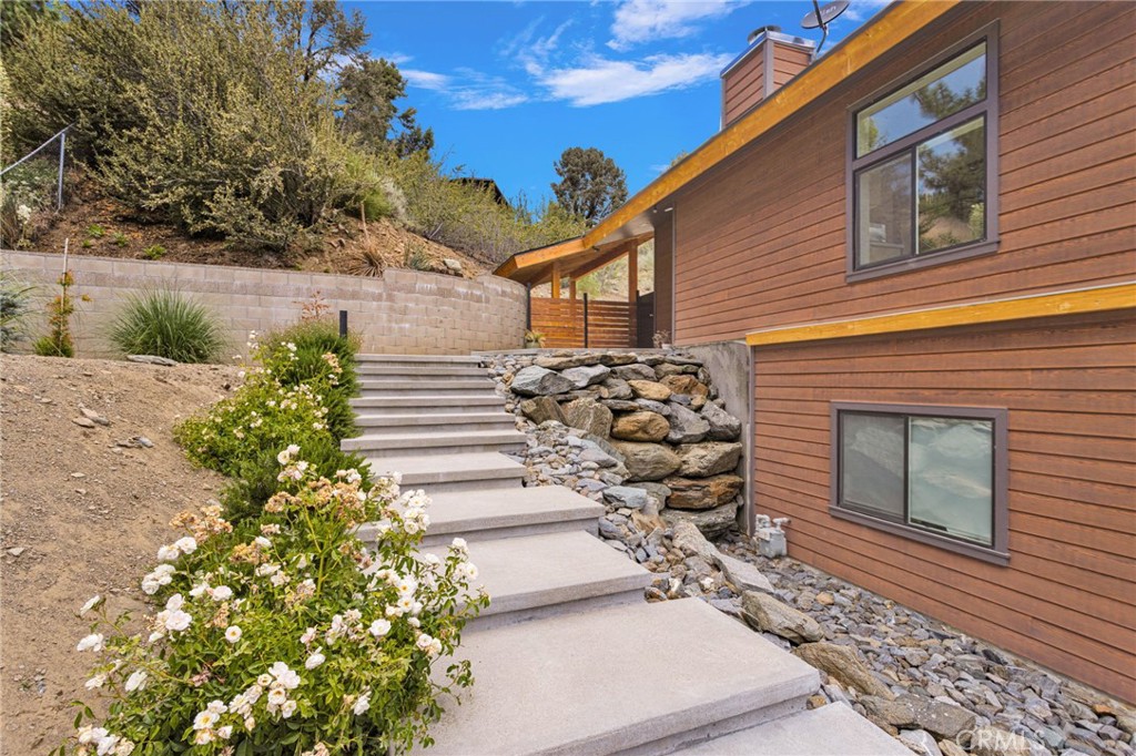 2324 Zermatt Property Photo 57