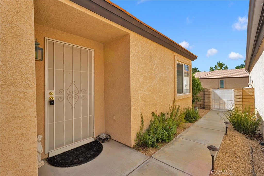 19034 Stoddard Property Photo 4