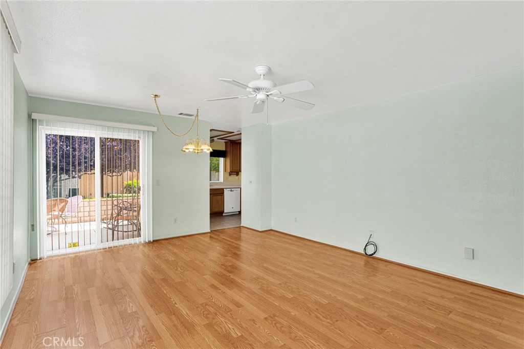 19034 Stoddard Property Photo 10