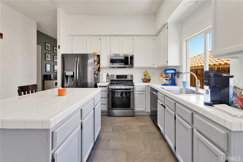 17592 Electra Drive Property Photo 11